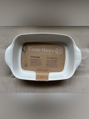 NWT! Emile Henry The Right Dish Rectangular Baker